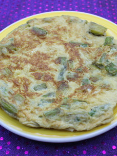 Una foto de Tortilla de espárragos