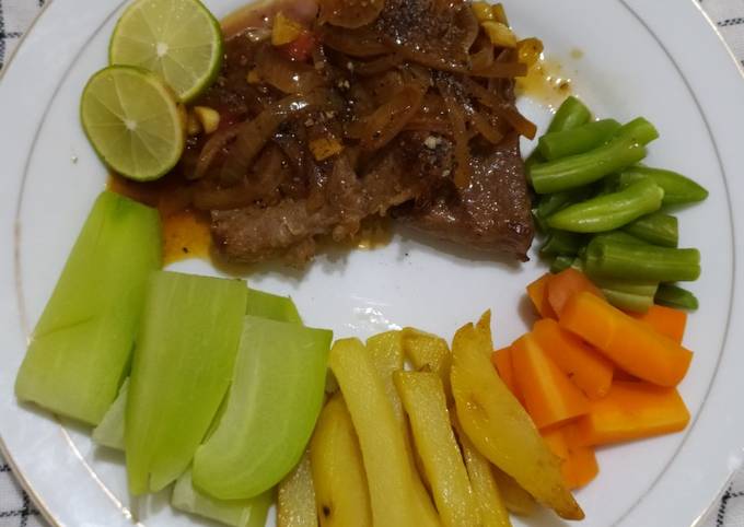 Steak daging with sayur