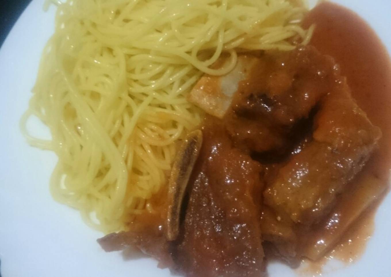 Ribs in sauce