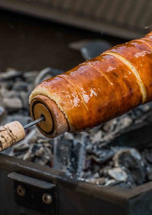 Házi kürtőskalács grillsütőn recept fotója