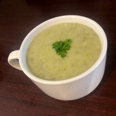 A picture of Potato Leek Soup.
