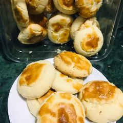 A picture of Naan khatai.
