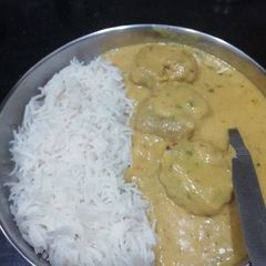 A picture of Punjabi kadhi chawal dhaba style.