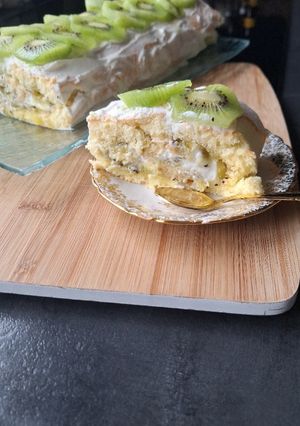 Une photo de Génoise à la confiture de kiwis et crème au yaourt