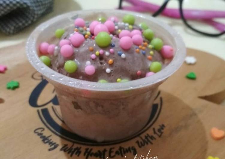 Cara Menghidangkan Ice Cream Coklat Homemade Kekinian