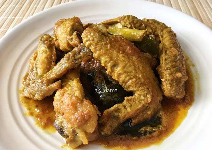 Sayap Ayam masak Woku