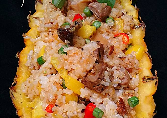 Nasi goreng nanas thailand