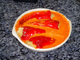 Pimientos rellenos de bacalao con salsa de yogur griego
