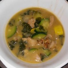A picture of BgCtGal's Post Surgery Chicken Zucsqash Kale Soup.