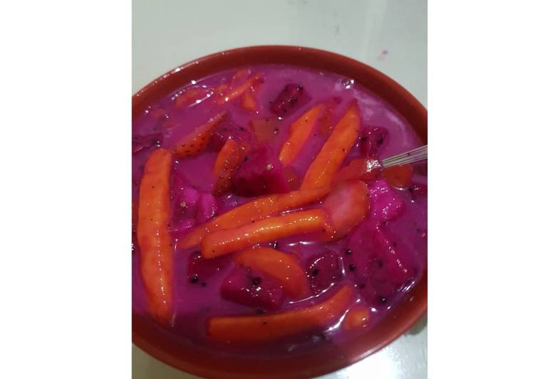 Cara Gampang Menyiapkan Es red dragon manggo berry Anti Gagal