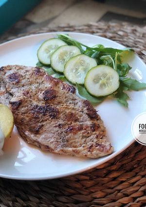 Una foto de 🥒Jamón a la plancha🥒