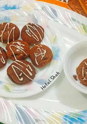 चॉकलेट लावा मिनी केक रेसिपी मुख्य फोटो