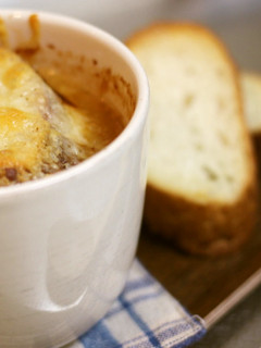 A picture of Ultimate Onion Gratin Soup.