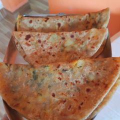 Alu paratha A picture of Alu paratha.