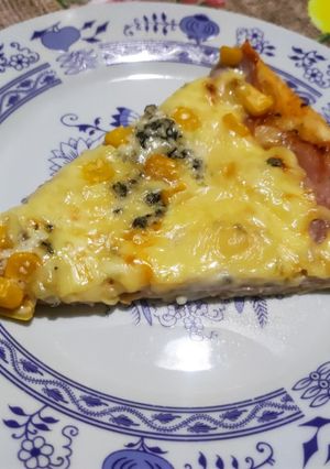 Pizza 🍕 recept fotója