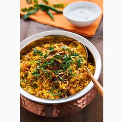 A picture of Chicken biryani.