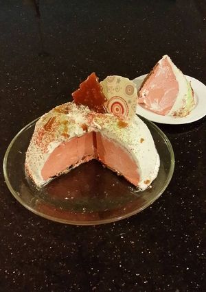 A picture of Cranberry Mousse Dome.