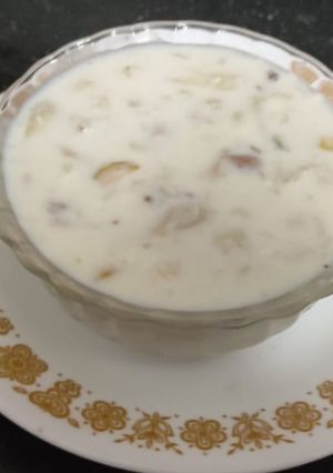 ડ્રાયફુટ સીતાફળ ની બાસુંદી (Dryfruit Sitafal Basundi Recipe In Gujarati) રેસીપી મુખ્ય ફોટો