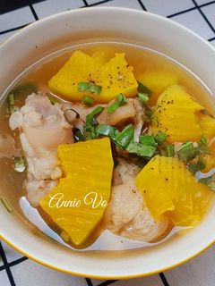 Hình của món Canh đu đủ hầm giò heo.