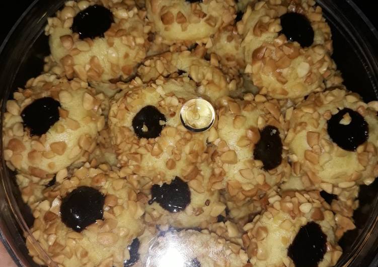 Thumprint kacang coklat 🍫🥜🥜