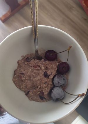 Φωτογραφία της συνταγής Oatmeal με κεράσια και αμύγδαλα