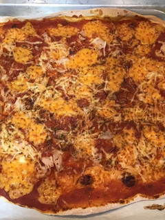 Una foto de Pizza de masa fina con Thermomix pero con mi toque