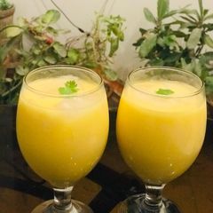 A picture of Mango Milkshake.