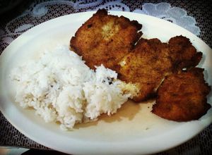 Una foto de Pechuga de pollo empanizada