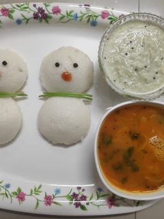 ઇડલી સંભાર(Idli sambhar Recipe in Gujarati) રેસીપી મુખ્ય ફોટો