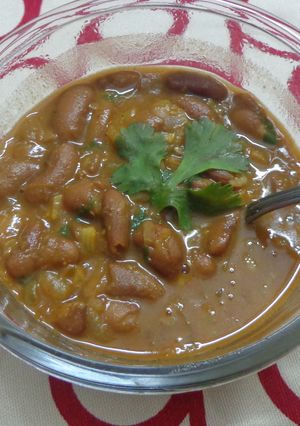A picture of Rajma curry.