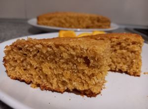 Una foto de Torta saludable de naranja y coco
