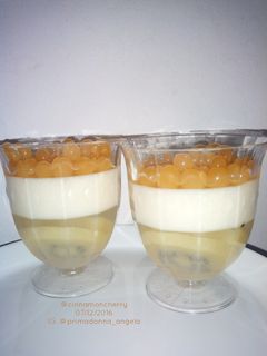A picture of Kiwi and Yogurt Jelly.