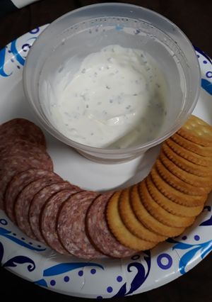 A picture of Sneaky Snack.