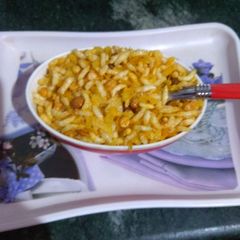A picture of Khathi Mithi Namkeen / chivda.