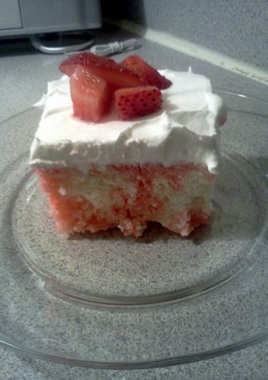 A picture of Strawberry Jello/Poke Cake.