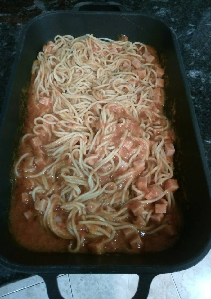 Una foto de Espaguetis con salsa casera