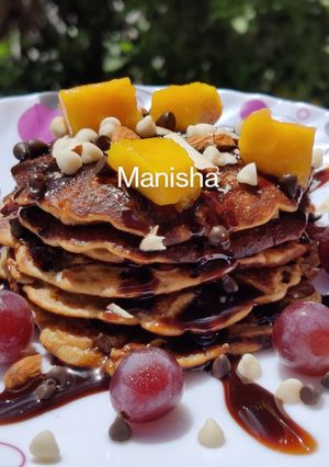 A picture of Millets Fruits Choco-chips pancakes 🥞(5min Dish).
