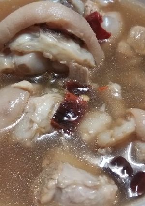 รูปของ ต้มส้มขาหมู (ใส่ใบส้มป่อย)