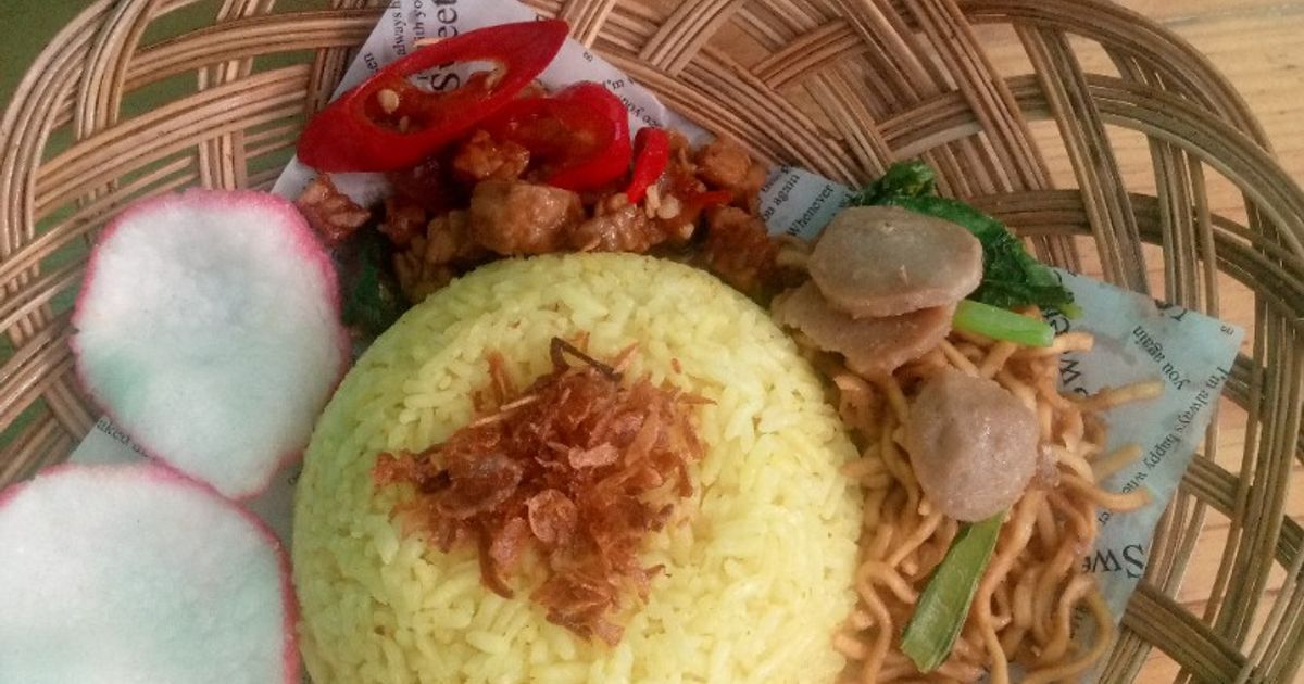 Nasi Kuning Magicom