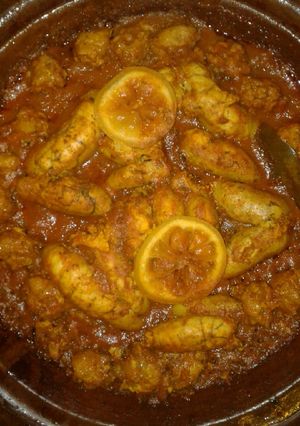 صورة لوصفة طاجين بيض الحوت بالصوص
