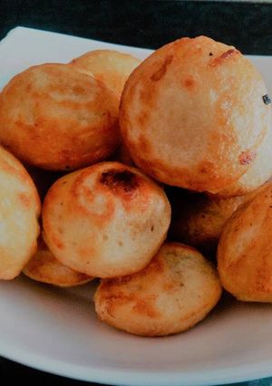 வறுத்த வெங்காயம் போண்டா செய்முறை முக்கிய புகைப்படம்