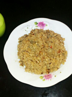 A picture of #jellop rice and beans.