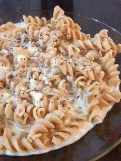 Una foto de Fideos con crema para 2 personas