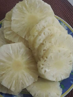 A picture of My pineapple fruit Salad.