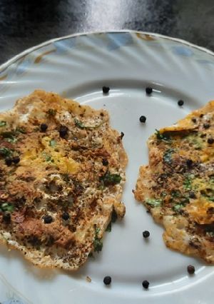 A picture of Black pepper masala. egg 🥚 omlate.