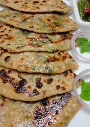 A picture of Mooli ka Paratha.