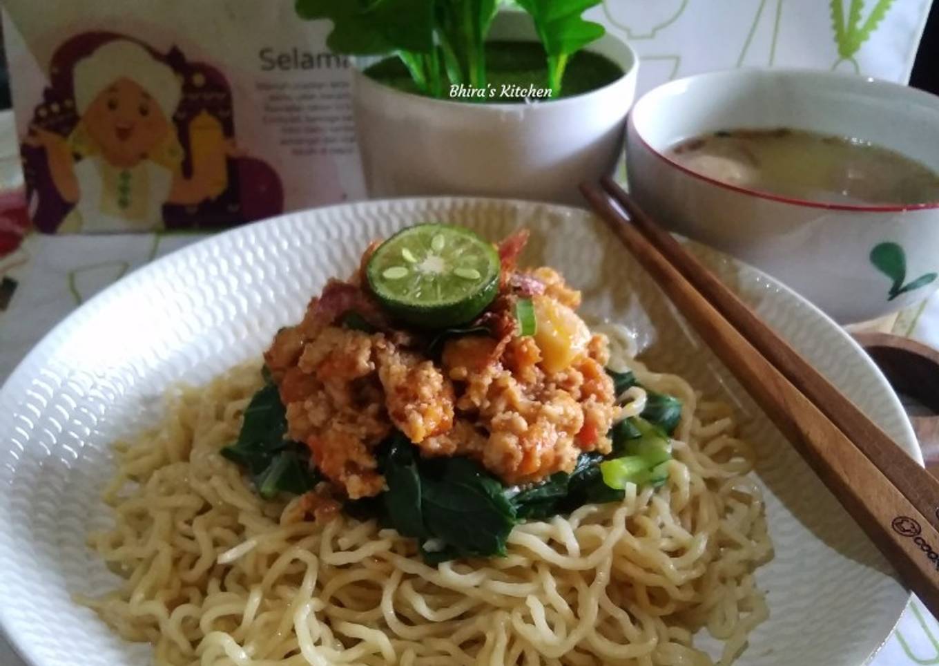 Mie Ayam Rica (Gurih Pedas Bikin Nagih!)