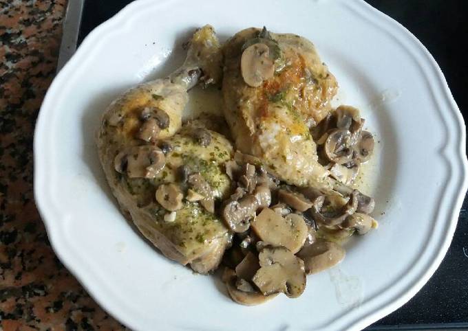Muslos de pollo con champiñones al ajillo Receta de sonia- Cookpad
