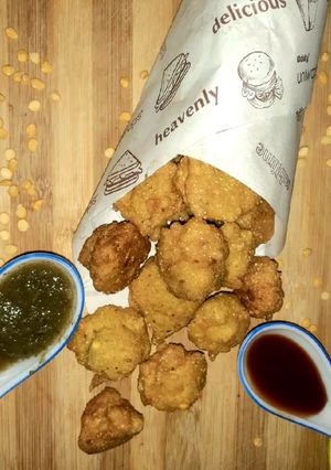 A picture of Bengal gram fritters.