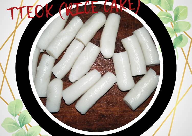 18. Cara Membuat Tteok (Rice Cake)